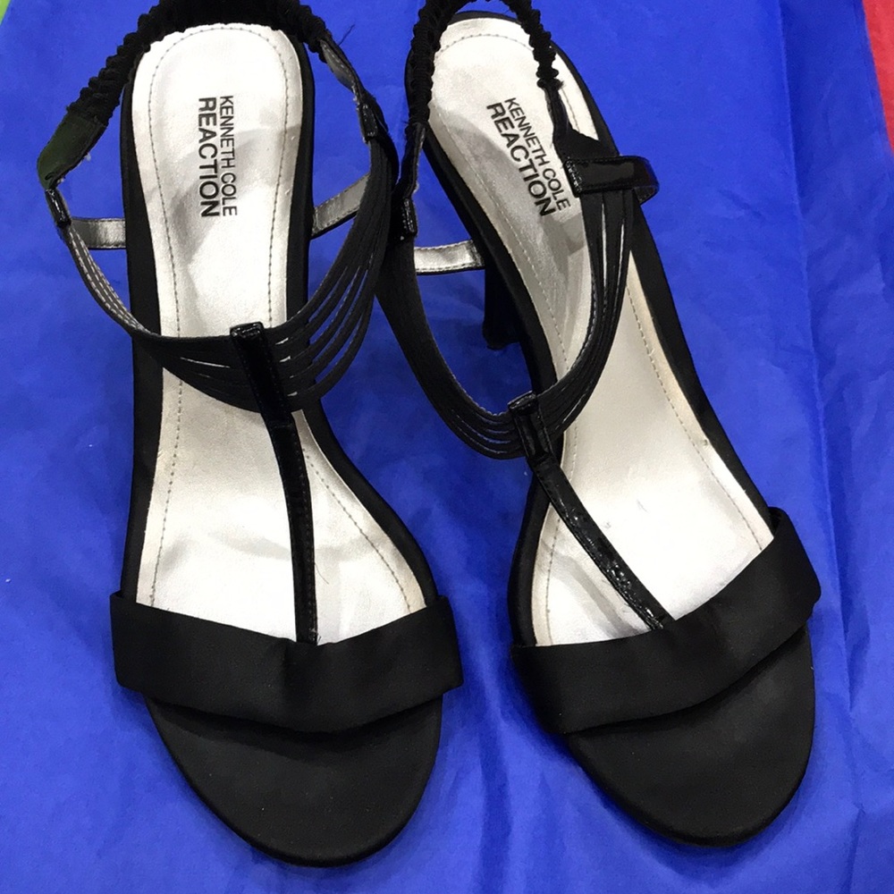Shoe